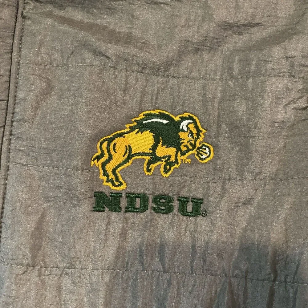 Champion Men’s Sweatshirt Vintage NDSU Bison Long Sleeve Pullover Buttons